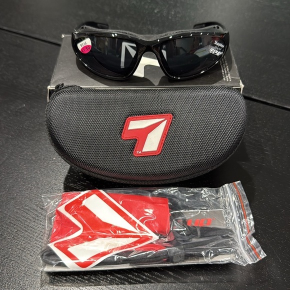 7eye Other - 7eye Bora Gloss Black +1.50 Readers Riding Sunglasses